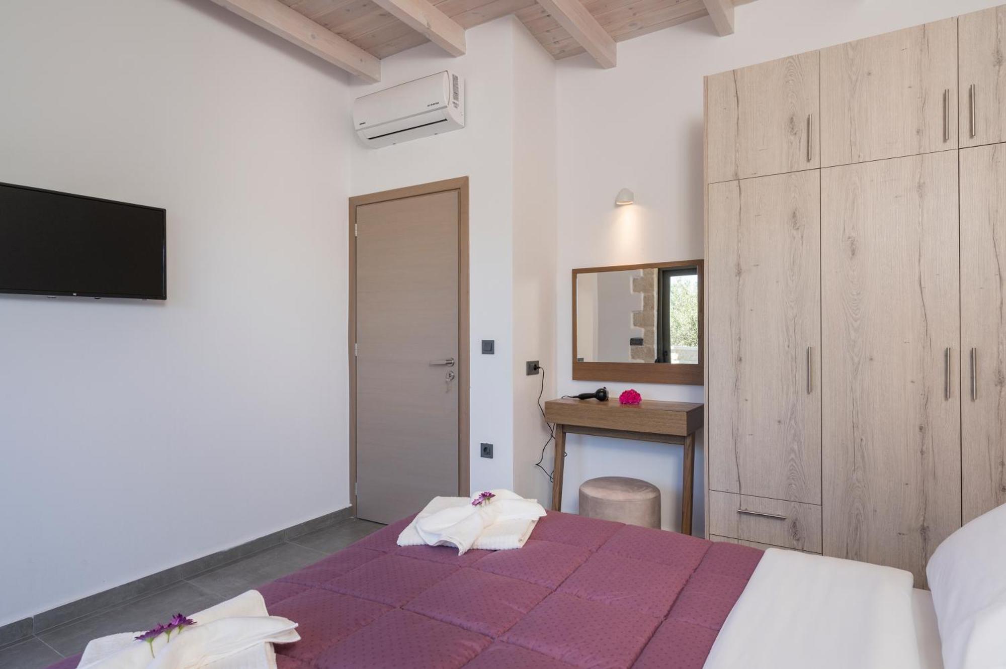 Sun Flower Villas With Sea View Agia Marina  Ngoại thất bức ảnh